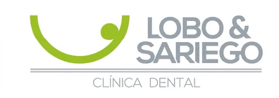 Logo de la Clínica Dental Lobo y Sariego en Montequinto, Sevilla